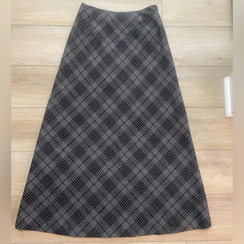 Eddie Bauer Gray black white wool blend Plaid maxi skirt size 4